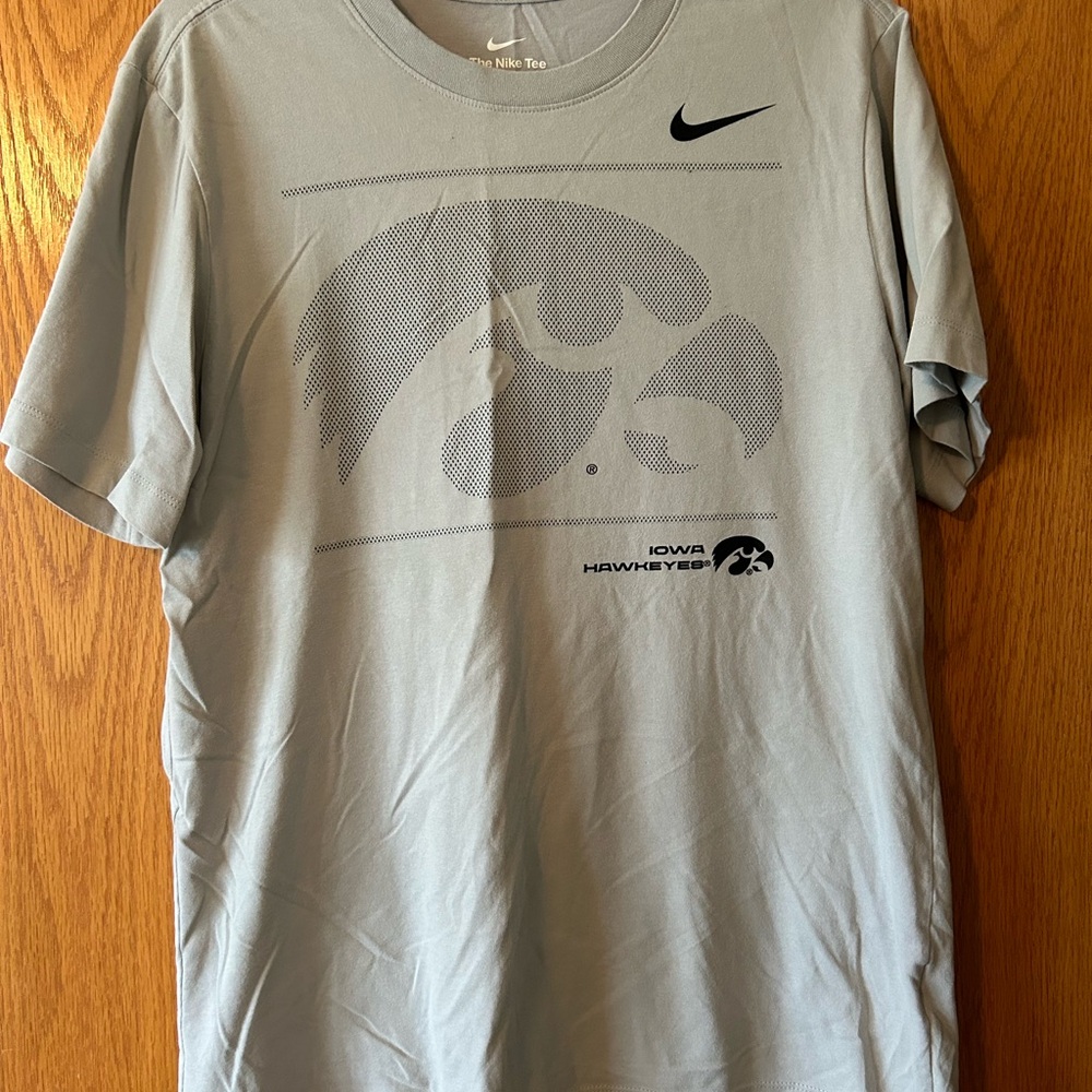 Nike Gray Short Sleeve Hawkeye Tee